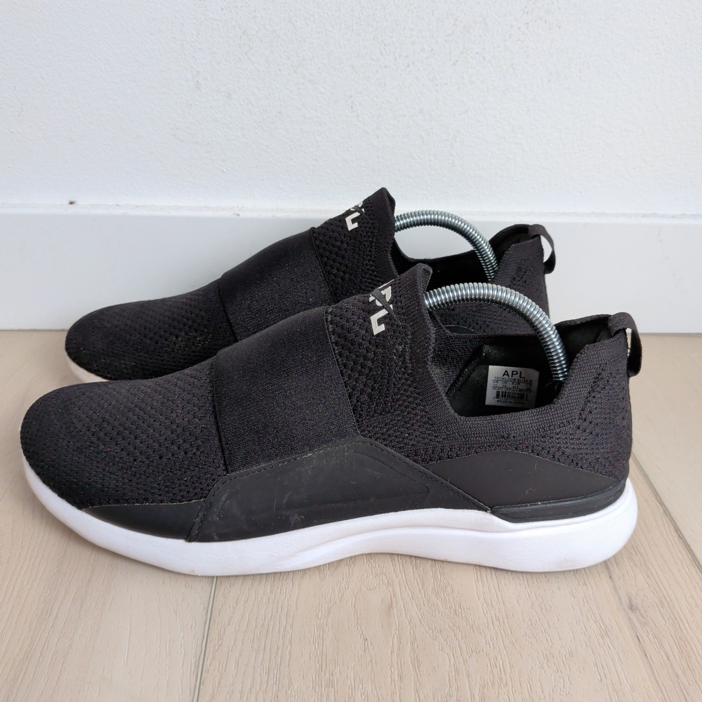 APL TechLoom Bliss Mens 11 Black White Slip On Running Shoes Sneakers